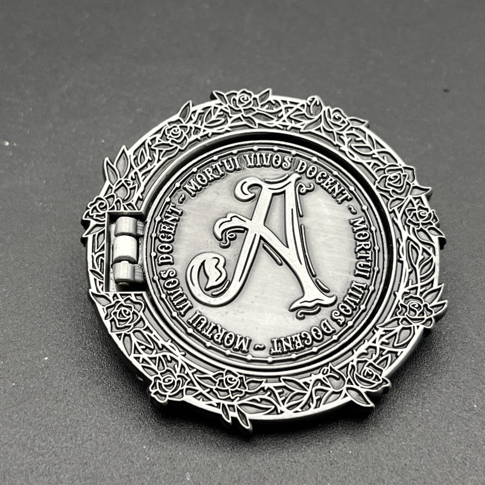 A Tempest‎ Of Tea Replica Lapel Hat Pin